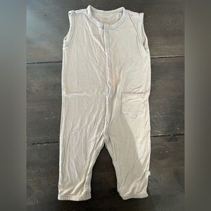 Kyte Baby Khaki Sleeveless Snap Romper 18-24m